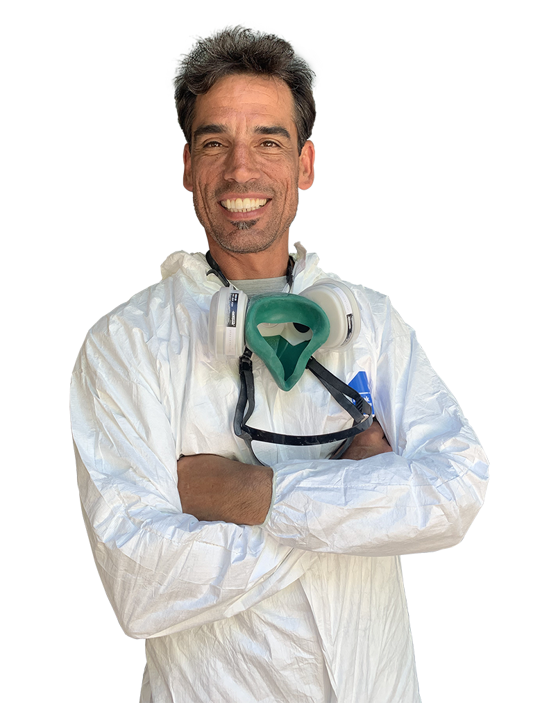 Armando in reglaze protective clothing